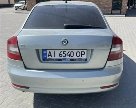 Зелений Шкода Октавія, об'ємом двигуна 1.6 л та пробігом 332 тис. км за 8499 $, фото 7 на Automoto.ua