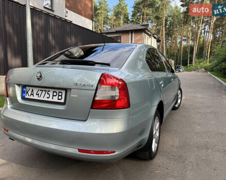 Шкода Октавия 2011 в Киеве на Automoto.ua Зеленый Шкода Октавия, объемом двигателя 1.6 л и пробегом 230 тыс. км за 7999 $, фото 5 на Automoto.ua