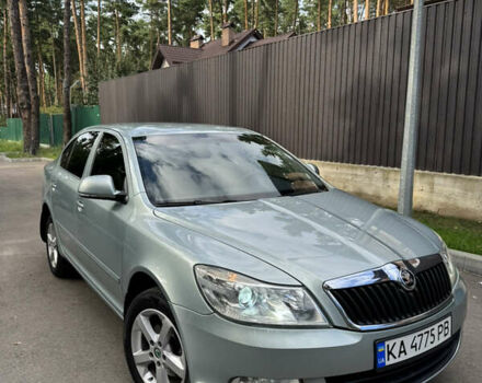 Шкода Октавия 2011 в Киеве на Automoto.ua Зеленый Шкода Октавия, объемом двигателя 1.6 л и пробегом 230 тыс. км за 7999 $, фото 3 на Automoto.ua