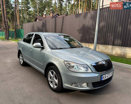 Зеленый Шкода Октавия, объемом двигателя 1.6 л и пробегом 236 тыс. км за 8199 $, фото 1 на Automoto.ua