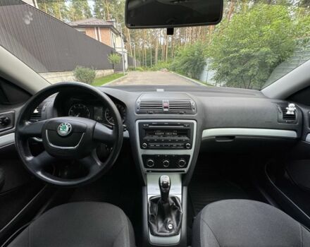 Зелений Шкода Октавія, об'ємом двигуна 1.6 л та пробігом 232 тис. км за 8600 $, фото 6 на Automoto.ua