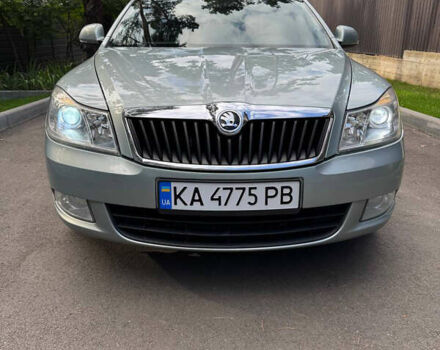 Зеленый Шкода Октавия, объемом двигателя 1.6 л и пробегом 236 тыс. км за 8199 $, фото 3 на Automoto.ua