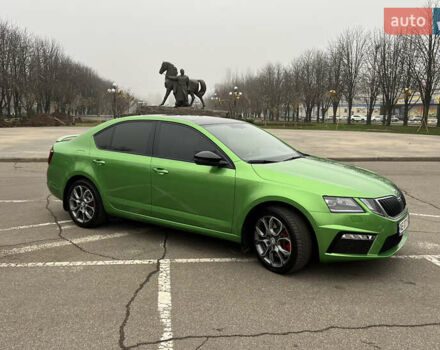 Зеленый Шкода Октавия, объемом двигателя 1.98 л и пробегом 44 тыс. км за 26000 $, фото 1 на Automoto.ua
