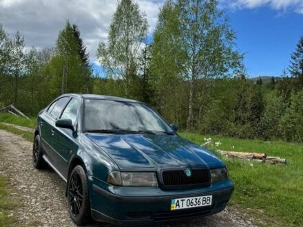 Шкода Октавия 1997 в Ворохта на Automoto.ua Зеленый Шкода Октавия, объемом двигателя 1.6 л и пробегом 347 тыс. км за 2700 $, фото 1 на Automoto.ua