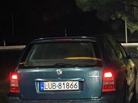 Зелений Шкода Октавія, об'ємом двигуна 1.9 л та пробігом 205 тис. км за 2500 $, фото 1 на Automoto.ua