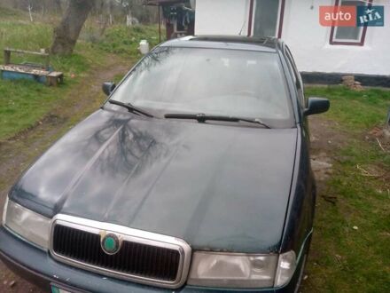 Шкода Октавия 1998 в Липовце на Automoto.ua Зеленый Шкода Октавия, объемом двигателя 1.8 л и пробегом 300 тыс. км за 2100 $, фото 1 на Automoto.ua