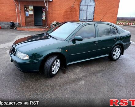 Зеленый Шкода Октавия, объемом двигателя 1.8 л и пробегом 3 тыс. км за 4500 $, фото 1 на Automoto.ua