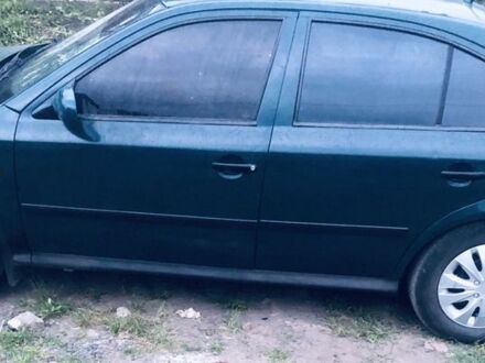 Зелений Шкода Октавія, об'ємом двигуна 1.6 л та пробігом 530 тис. км за 2200 $, фото 1 на Automoto.ua