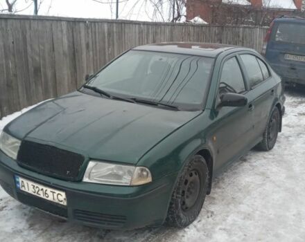 Зеленый Шкода Октавия, объемом двигателя 1.8 л и пробегом 426 тыс. км за 2500 $, фото 1 на Automoto.ua