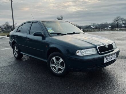 Зеленый Шкода Октавия, объемом двигателя 1.6 л и пробегом 260 тыс. км за 3750 $, фото 1 на Automoto.ua