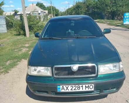 Зеленый Шкода Октавия, объемом двигателя 2 л и пробегом 275 тыс. км за 4000 $, фото 1 на Automoto.ua