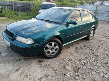 Шкода Октавия 1999 в Рахове на Automoto.ua Зеленый Шкода Октавия, объемом двигателя 1.9 л и пробегом 420 тыс. км за 2650 $, фото 1 на Automoto.ua