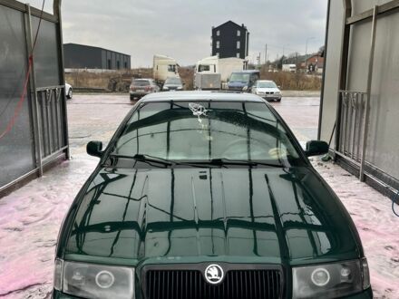 Зеленый Шкода Октавия, объемом двигателя 1.6 л и пробегом 390 тыс. км за 3600 $, фото 1 на Automoto.ua