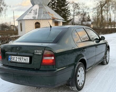 Зеленый Шкода Октавия, объемом двигателя 1.6 л и пробегом 200 тыс. км за 2000 $, фото 1 на Automoto.ua