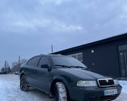 Зеленый Шкода Октавия, объемом двигателя 1.6 л и пробегом 250 тыс. км за 2600 $, фото 1 на Automoto.ua