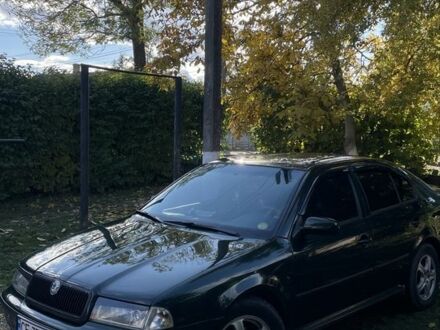 Шкода Октавия 2000 в Черновцах на Automoto.ua Зеленый Шкода Октавия, объемом двигателя 1.6 л и пробегом 211 тыс. км за 4800 $, фото 1 на Automoto.ua