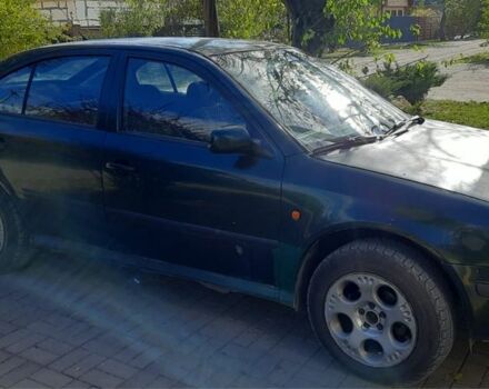 Зеленый Шкода Октавия, объемом двигателя 2 л и пробегом 300 тыс. км за 1250 $, фото 1 на Automoto.ua