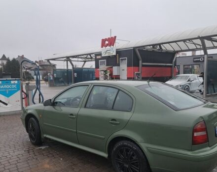 Зеленый Шкода Октавия, объемом двигателя 2 л и пробегом 348 тыс. км за 1900 $, фото 1 на Automoto.ua