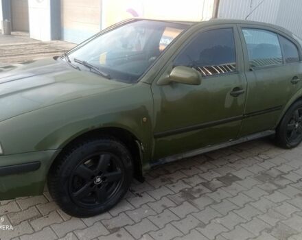 Зеленый Шкода Октавия, объемом двигателя 0 л и пробегом 200 тыс. км за 1500 $, фото 1 на Automoto.ua