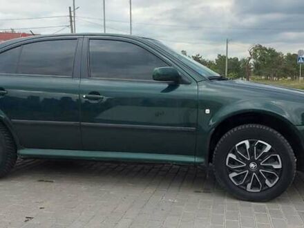 Шкода Октавия 2001 в Николаеве на Automoto.ua Зеленый Шкода Октавия, объемом двигателя 1.6 л и пробегом 330 тыс. км за 3600 $, фото 1 на Automoto.ua