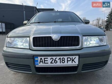Шкода Октавия 2001 в Днепре (Днепропетровске) на Automoto.ua Зеленый Шкода Октавия, объемом двигателя 1.6 л и пробегом 145 тыс. км за 4000 $, фото 1 на Automoto.ua