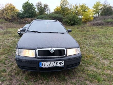 Шкода Октавия 2001 в Смеле на Automoto.ua Зеленый Шкода Октавия, объемом двигателя 2 л и пробегом 222 тыс. км за 1600 $, фото 1 на Automoto.ua