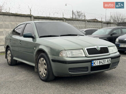 Зелений Шкода Октавія, об'ємом двигуна 1.6 л та пробігом 428 тис. км за 3650 $, фото 1 на Automoto.ua