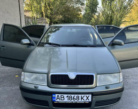 Зеленый Шкода Октавия, объемом двигателя 1.6 л и пробегом 292 тыс. км за 3800 $, фото 1 на Automoto.ua