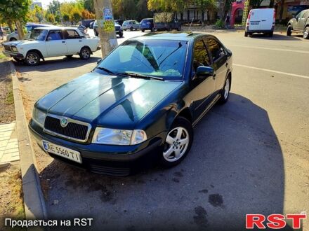 Шкода Октавія 2001 у Краматорске на Automoto.ua Зелений Шкода Октавія, об'ємом двигуна 2 л та пробігом 323 тис. км за 4000 $, фото 1 на Automoto.ua