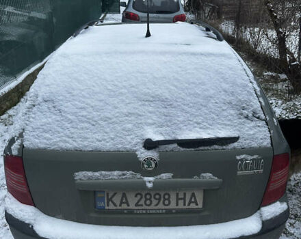 Зеленый Шкода Октавия, объемом двигателя 1.6 л и пробегом 189 тыс. км за 6200 $, фото 1 на Automoto.ua