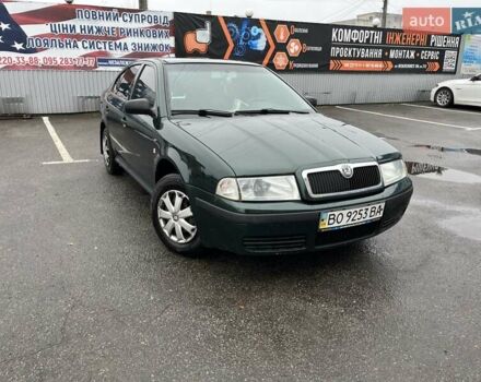 Зеленый Шкода Октавия, объемом двигателя 1.6 л и пробегом 333 тыс. км за 3200 $, фото 1 на Automoto.ua