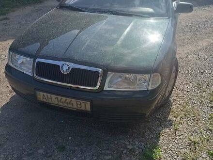 Зелений Шкода Октавія, об'ємом двигуна 1.6 л та пробігом 135 тис. км за 4849 $, фото 1 на Automoto.ua