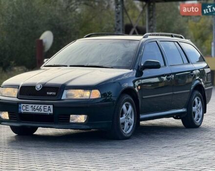 Зеленый Шкода Октавия, объемом двигателя 2 л и пробегом 250 тыс. км за 4250 $, фото 1 на Automoto.ua