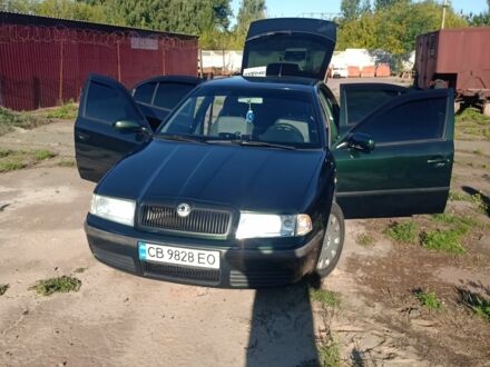 Зелений Шкода Октавія, об'ємом двигуна 2 л та пробігом 250 тис. км за 4600 $, фото 1 на Automoto.ua