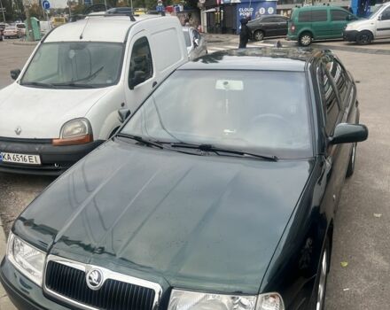 Зеленый Шкода Октавия, объемом двигателя 1.6 л и пробегом 579 тыс. км за 4100 $, фото 1 на Automoto.ua