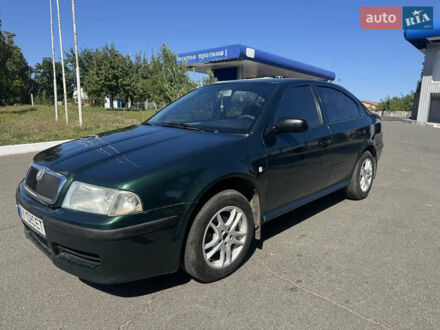 Зеленый Шкода Октавия, объемом двигателя 1.6 л и пробегом 280 тыс. км за 3800 $, фото 1 на Automoto.ua