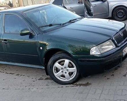 Зеленый Шкода Октавия, объемом двигателя 2 л и пробегом 270 тыс. км за 5200 $, фото 1 на Automoto.ua