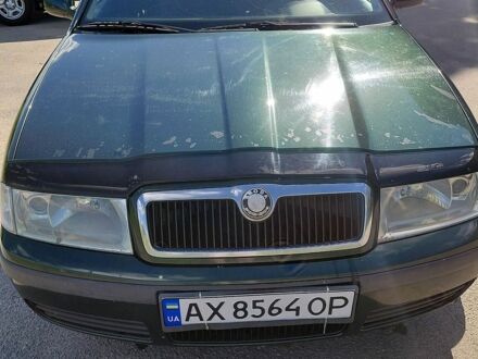 Зелений Шкода Октавія, об'ємом двигуна 1.6 л та пробігом 350 тис. км за 3000 $, фото 1 на Automoto.ua