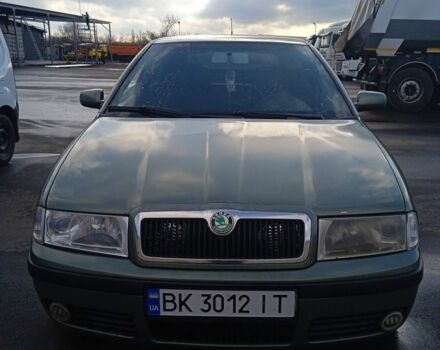 Зелений Шкода Октавія, об'ємом двигуна 1.6 л та пробігом 370 тис. км за 3800 $, фото 1 на Automoto.ua