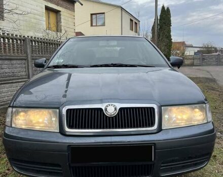 Зеленый Шкода Октавия, объемом двигателя 1.9 л и пробегом 369 тыс. км за 1850 $, фото 1 на Automoto.ua