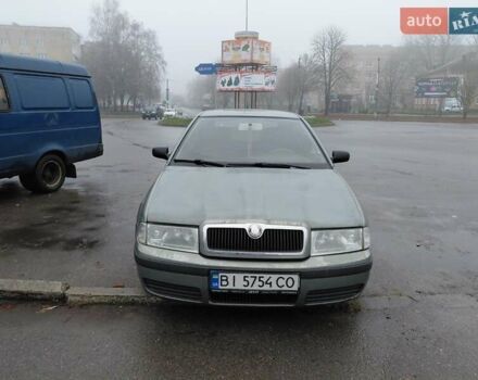 Зеленый Шкода Октавия, объемом двигателя 1.6 л и пробегом 236 тыс. км за 3535 $, фото 1 на Automoto.ua