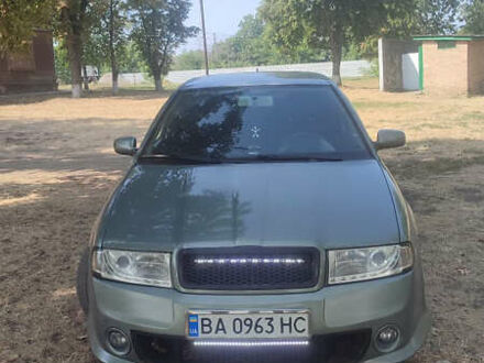 Зелений Шкода Октавія, об'ємом двигуна 1.6 л та пробігом 314 тис. км за 4800 $, фото 1 на Automoto.ua