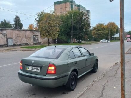 Зеленый Шкода Октавия, объемом двигателя 1.6 л и пробегом 280 тыс. км за 3800 $, фото 1 на Automoto.ua