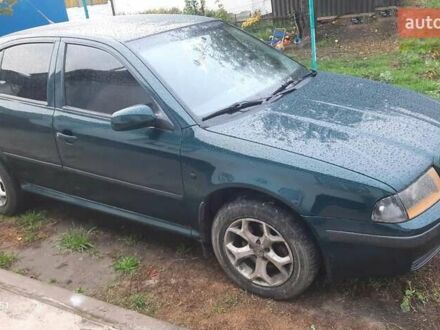 Шкода Октавия 2003 в Полтаве на Automoto.ua Зеленый Шкода Октавия, объемом двигателя 2 л и пробегом 240 тыс. км за 4000 $, фото 1 на Automoto.ua