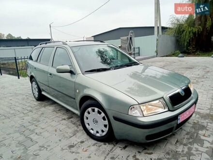 Шкода Октавия 2004 в Тернополе на Automoto.ua Зеленый Шкода Октавия, объемом двигателя 1.6 л и пробегом 231 тыс. км за 4850 $, фото 1 на Automoto.ua