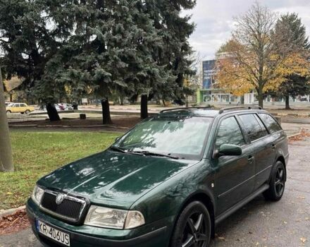 Шкода Октавия 2005 в Софиевке на Automoto.ua Зеленый Шкода Октавия, объемом двигателя 1.9 л и пробегом 200 тыс. км за 2500 $, фото 1 на Automoto.ua