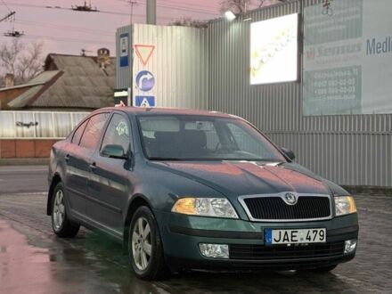 Зелений Шкода Октавія, об'ємом двигуна 1.9 л та пробігом 300 тис. км за 3299 $, фото 1 на Automoto.ua