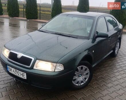 Зеленый Шкода Октавия, объемом двигателя 1.6 л и пробегом 224 тыс. км за 4250 $, фото 1 на Automoto.ua