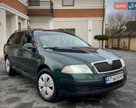 Зеленый Шкода Октавия, объемом двигателя 1.9 л и пробегом 363 тыс. км за 4850 $, фото 1 на Automoto.ua