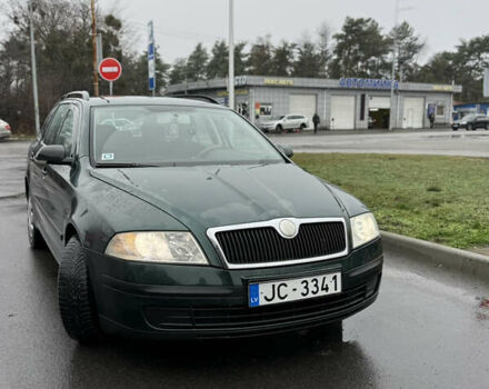 Зеленый Шкода Октавия, объемом двигателя 1.9 л и пробегом 470 тыс. км за 2750 $, фото 1 на Automoto.ua